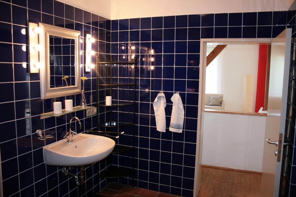 Haus Am See In Kleinzerlang Exterior photo